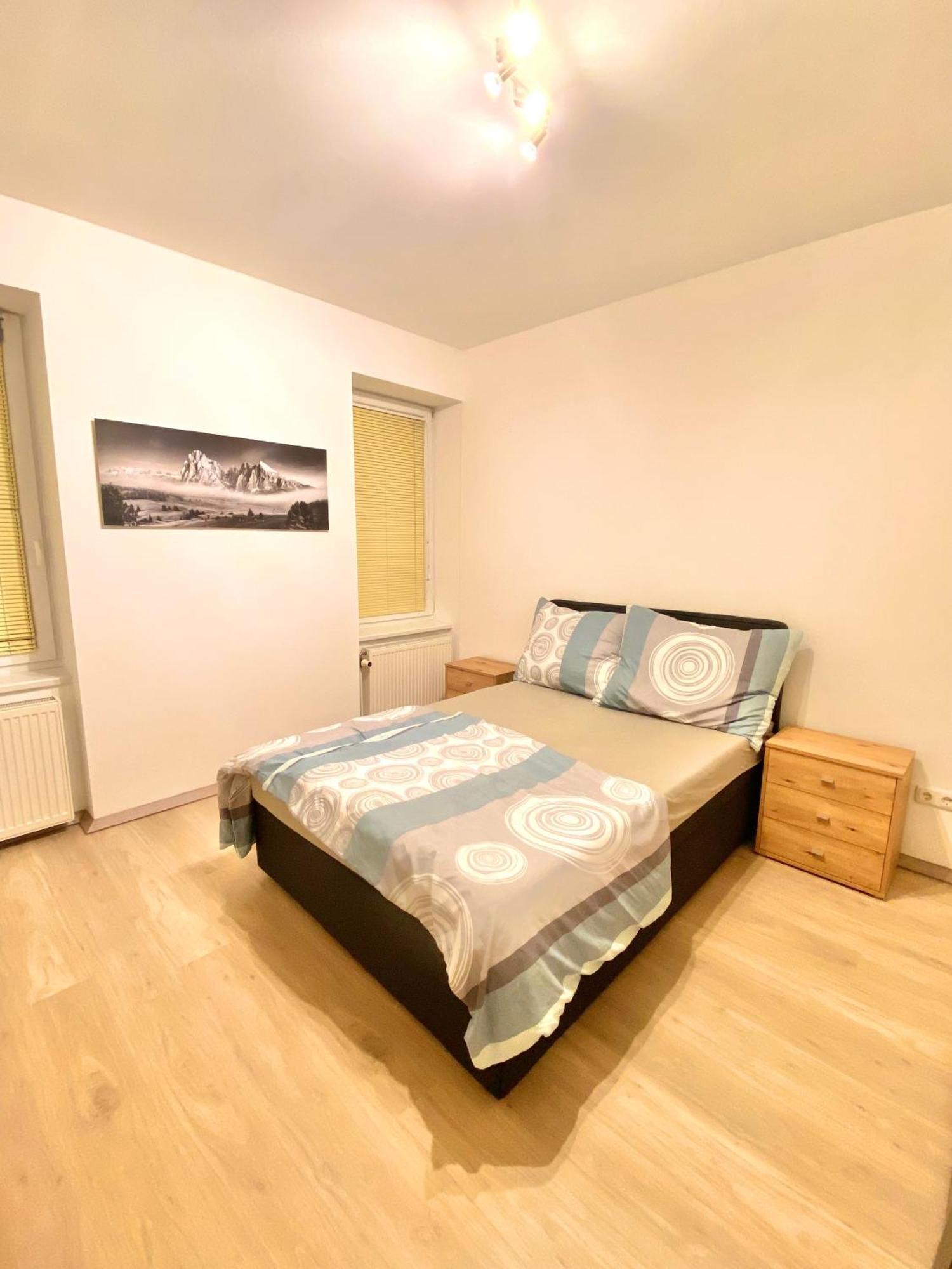 Burgblick Apartment- 60Qm, Kueche, Waschmaschine, Streamingdienste Seebenstein Luaran gambar